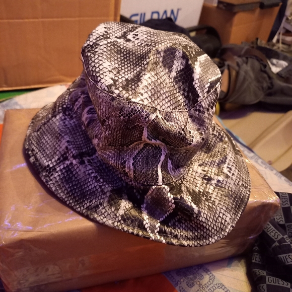 Hats - Picture 8 of 8